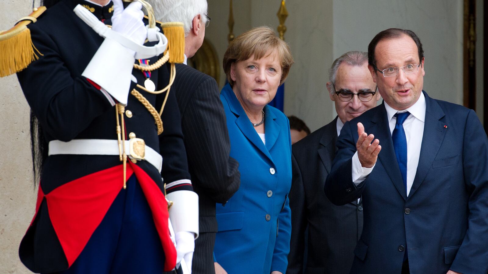 cheats/2012/06/28/merkel-rejects-spain-and-italy/merkel-euro-zone-emergency-meeting-cheat_n1i9ik