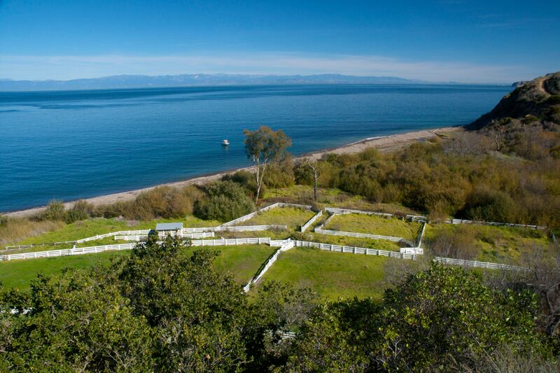 galleries/2012/02/12/from-oregon-to-vieques-7-secret-romantic-getaways-photos/romantic-hidden-travel-gems-channel-islands-national-park_y8ymnr