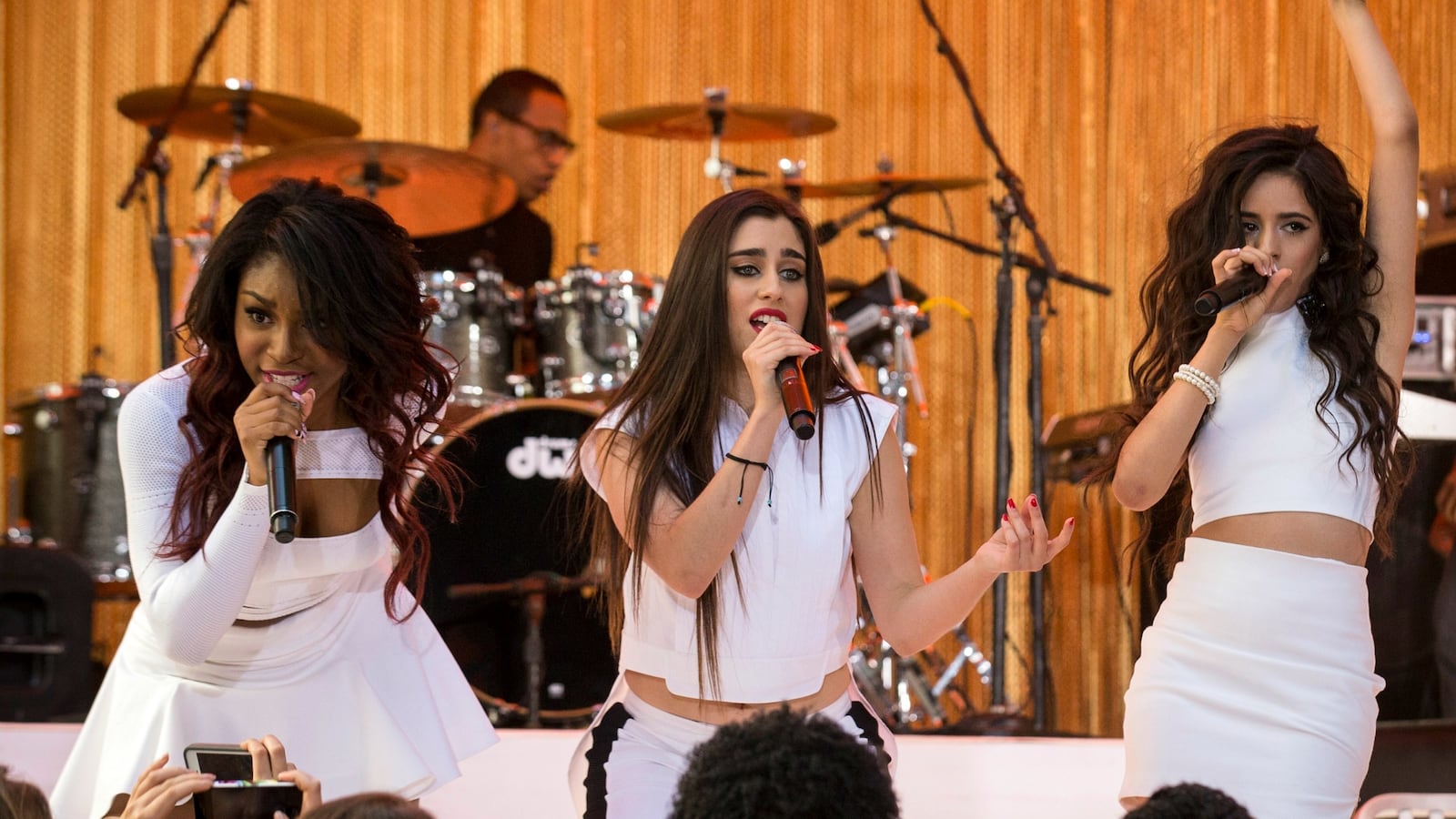 cheats/2016/12/14/fifth-harmony-singer-arrested-for-weed/161214-fifth-harmony-cheat_uto0rt