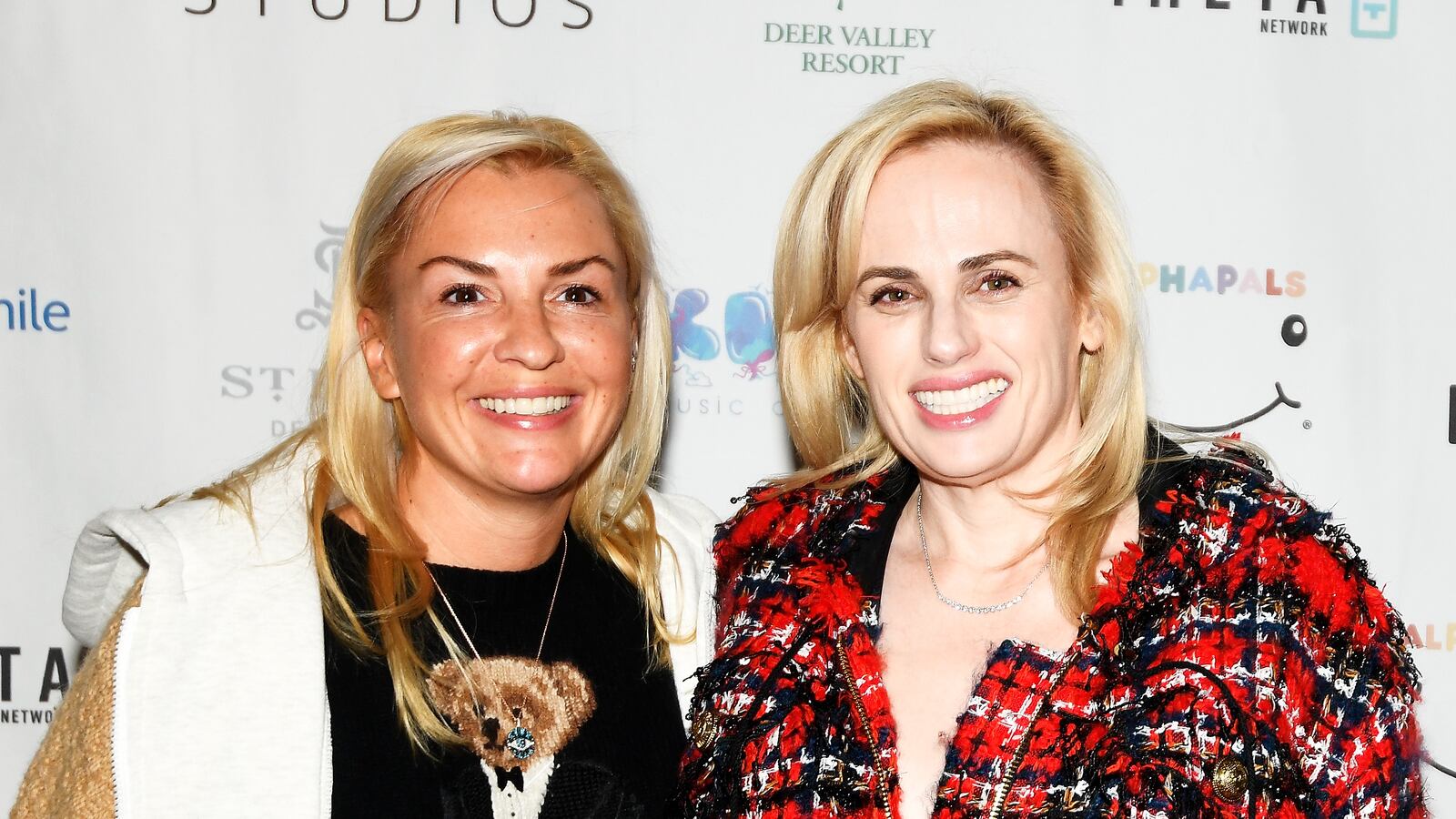 Ramona_and_Rebel_qkues5