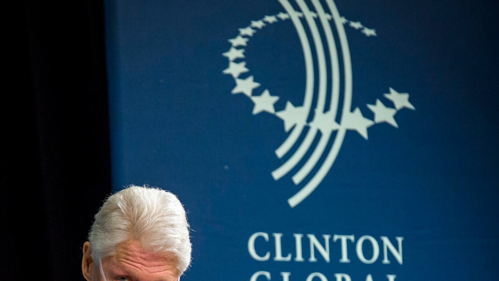cheats/2015/04/25/bill-clinton-out-at-education-company-because-of-clinton-cash/150425-clinton-cheat_u83t36
