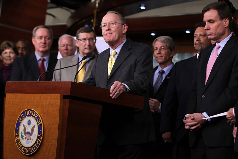 articles/2011/11/17/michael-tomasky-super-committee-shows-gop-is-taking-hostages-again/lamar-alexander-supercommittee-tomasky_qckwm2