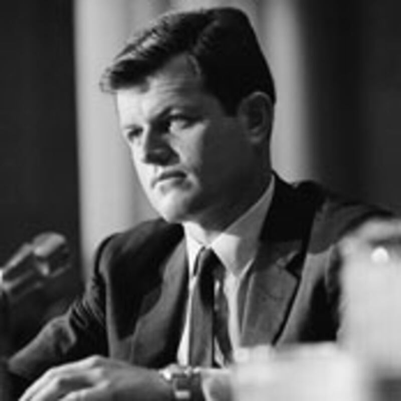 articles/2010/06/14/kennedy-fbi-files-death-threats-sinatra-monroe/jacokennedy-files_107108_gwcc0a