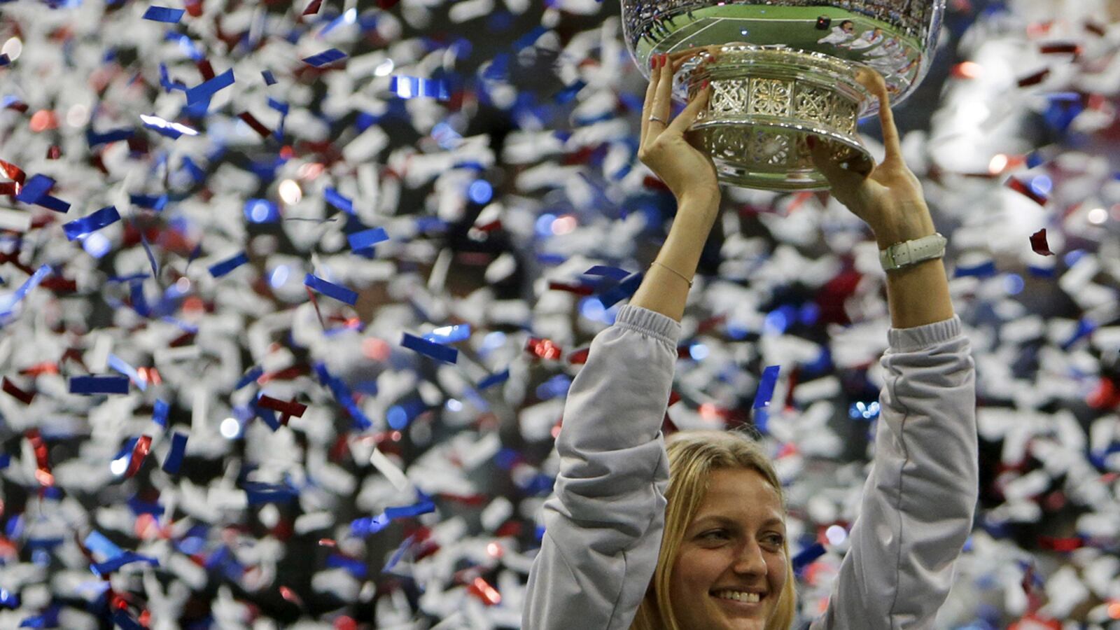 cheats/2016/12/20/petra-kvitova-attacked-by-armed-intruder/161220-petra-kvitova-cheat_vl5gqx