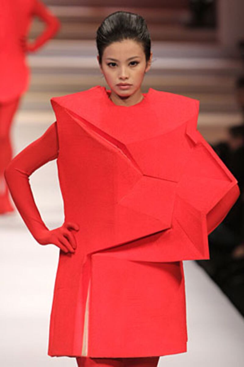 galleries/2009/03/26/china-fashion-week/china-fashion-7_zp2hnx