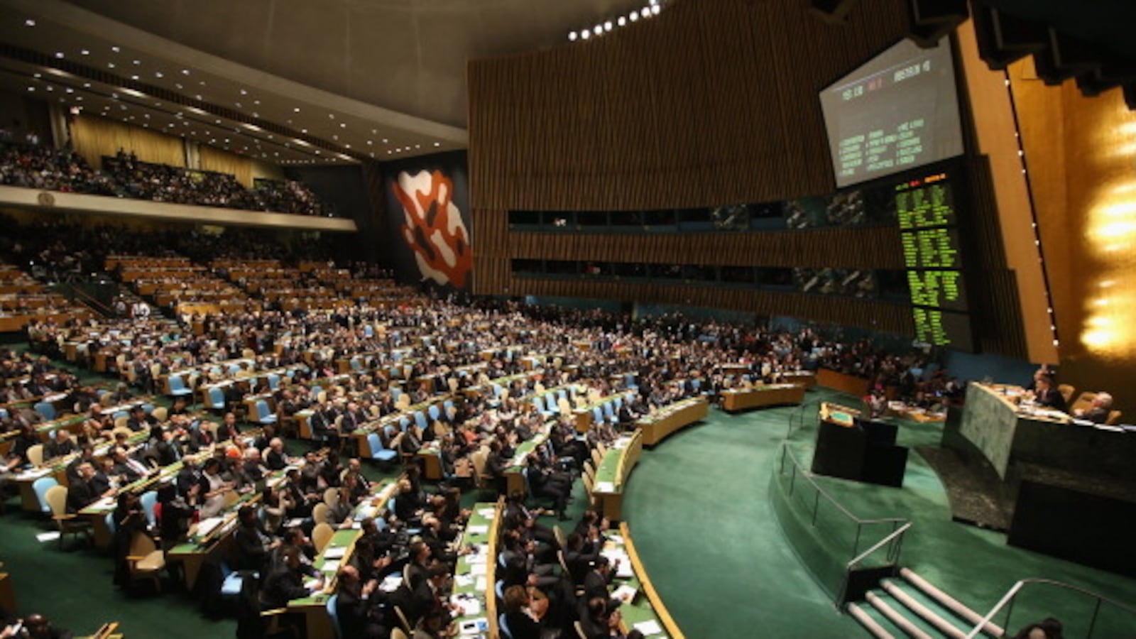 articles/2012/11/30/why-the-brits-abstained/157167059-1_hqli0x