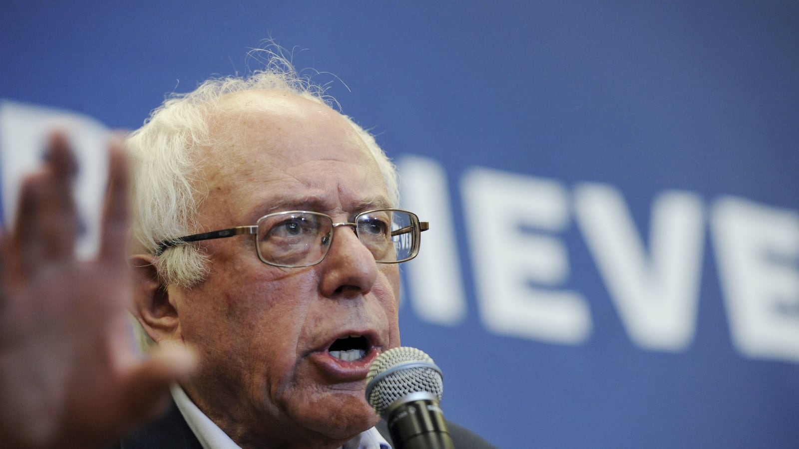 cheats/2016/01/31/bernie-sanders-raises-20m-in-january/160131-bernie-sanders-raises-20-million-cheat_bfvnht