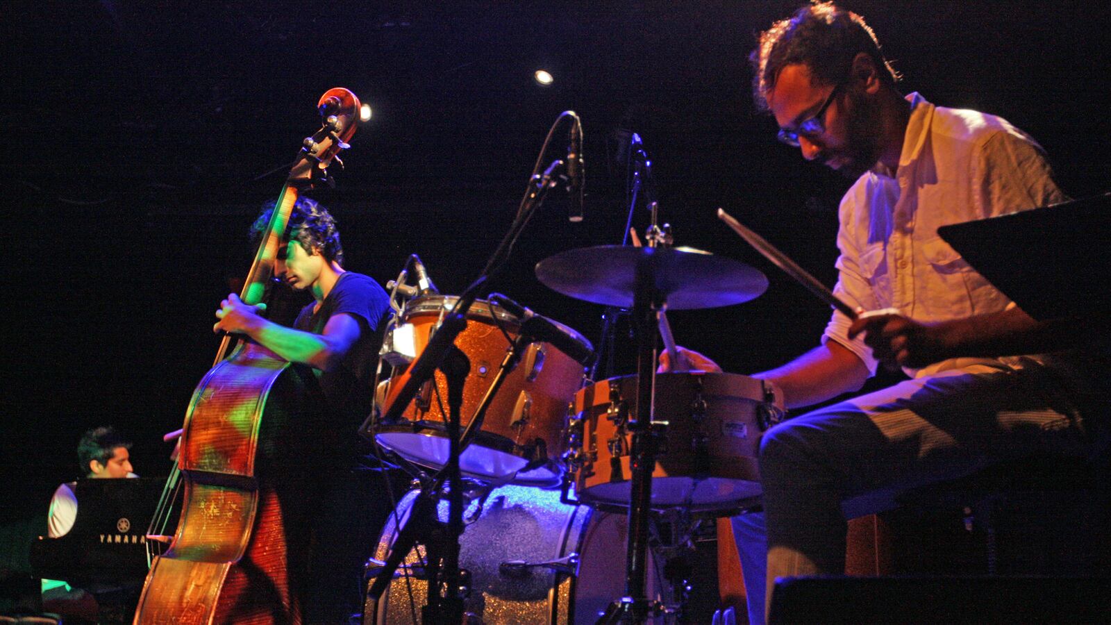 articles/2013/12/22/the-strangest-and-most-surprising-recordings-of-2013/131220-gioia-recording-tease_vc901x