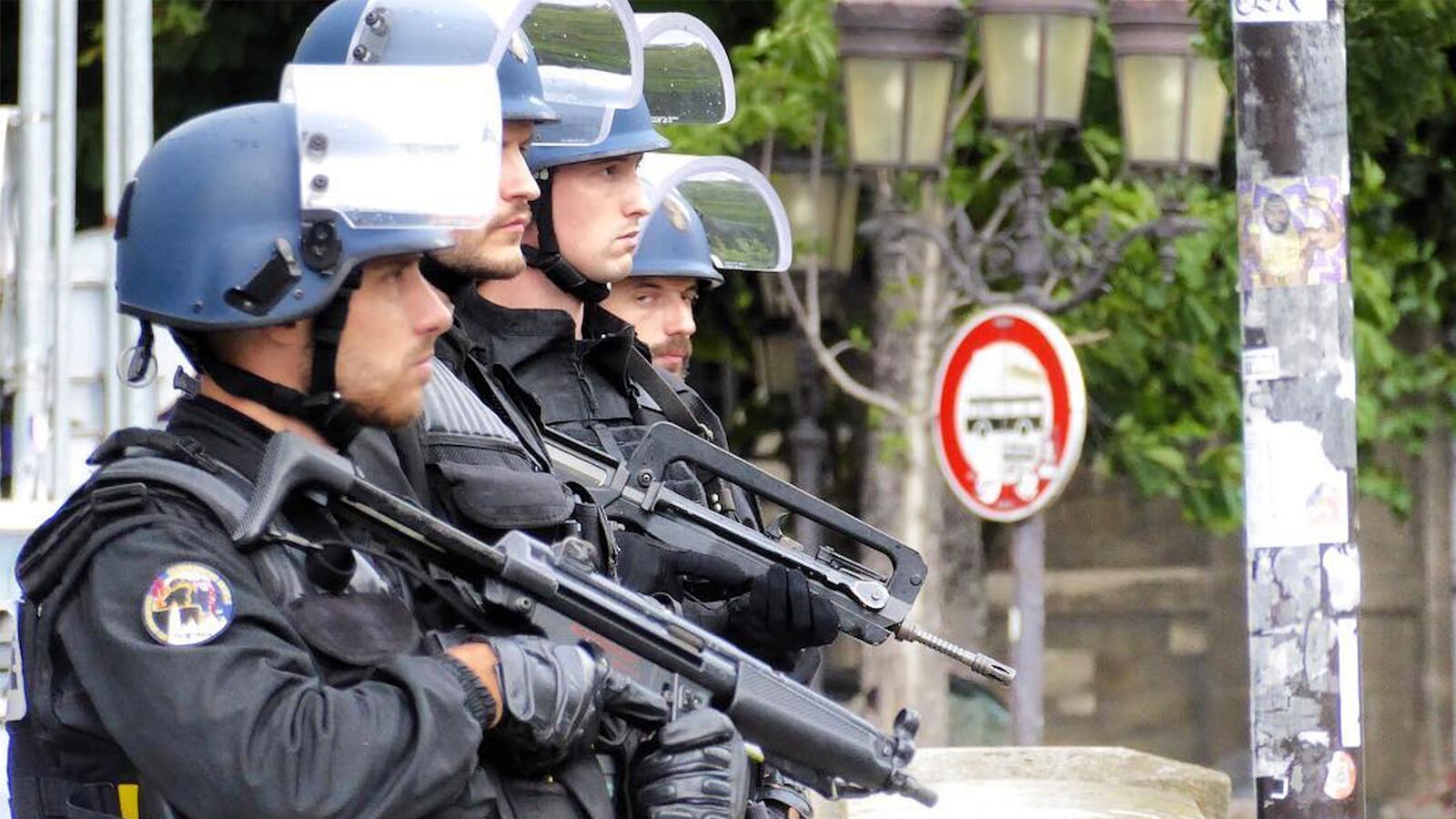 170606-dickey-notre-dame-tease_cpbuxf