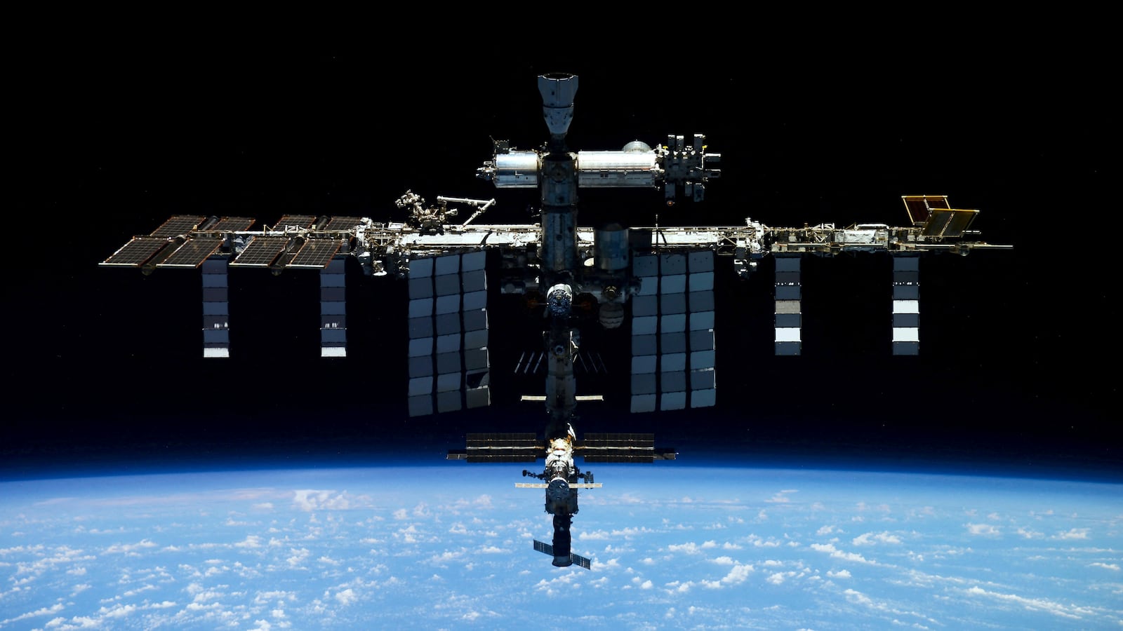 2023-02-11T135524Z_1156351813_RC209Z97M1SI_RTRMADP_3_SPACE-EXPLORATION-RUSSIA_we0jao