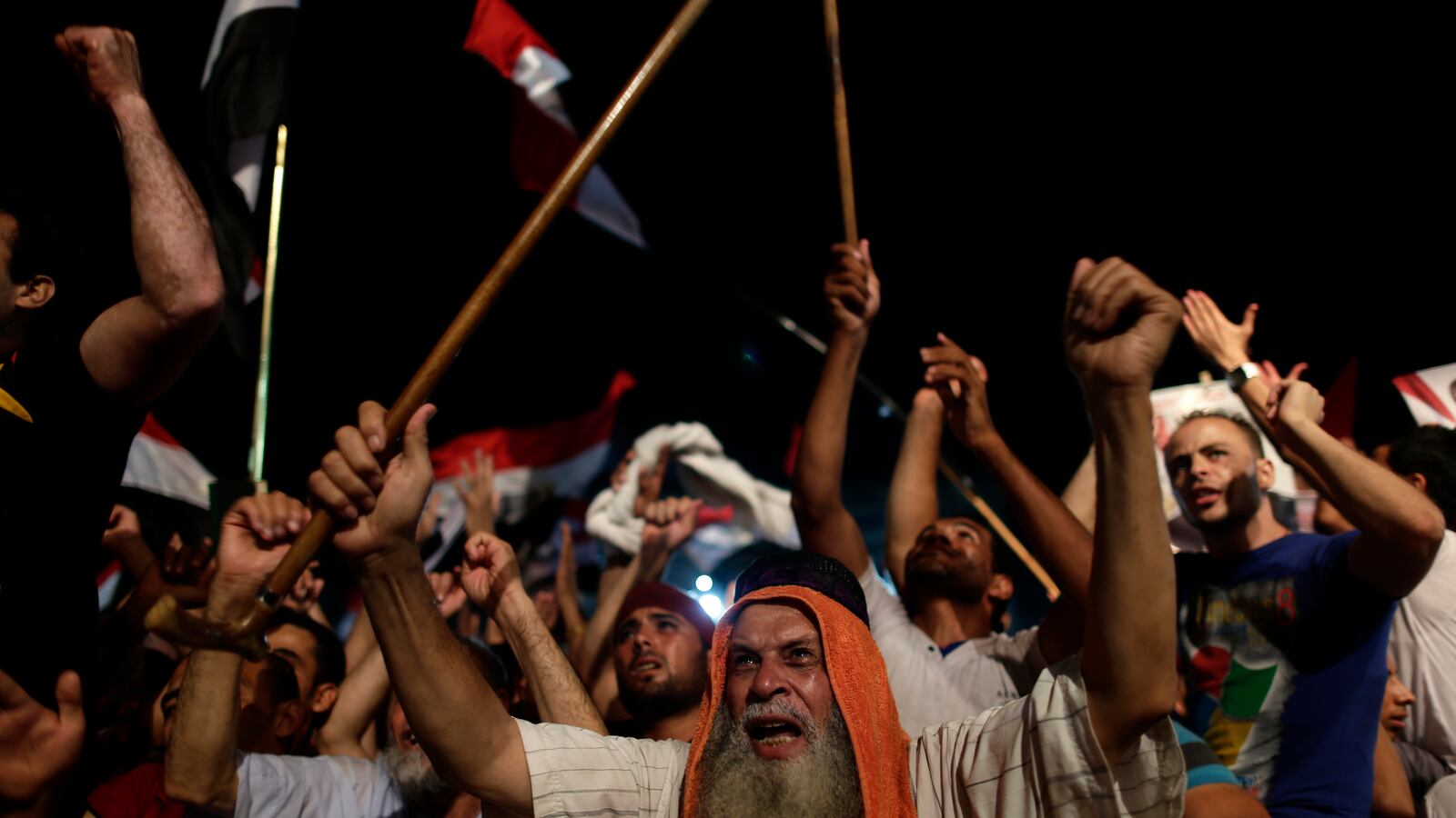 cheats/2013/08/04/egyptian-army-chief-meets-with-opposition/130804-morsi-supporters-cheat_fvltg2