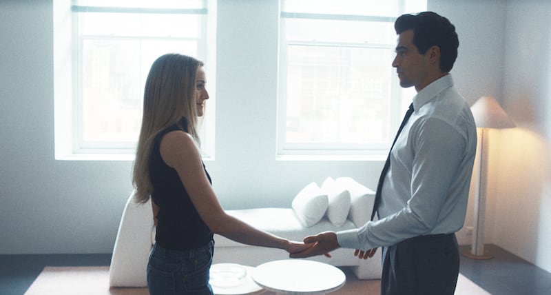 Sarah Pidgeon as Carolyn Bessette and Paul Anthony Kennedy as John F. Kennedy.