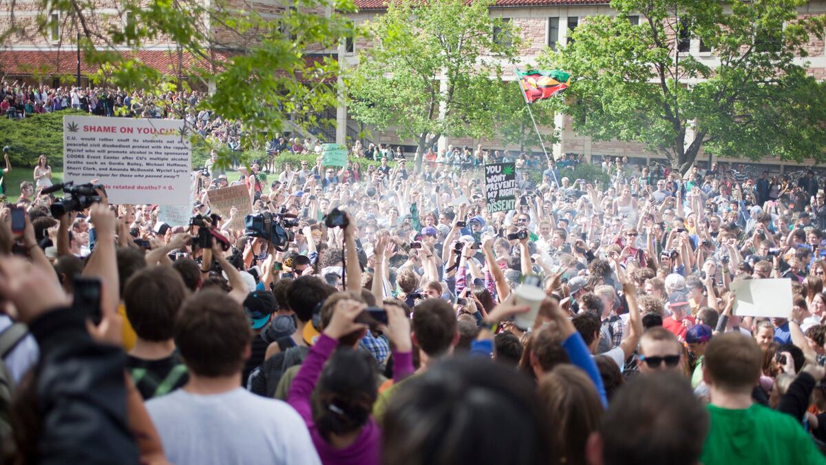 articles/2012/04/21/no-rocky-mountain-high-in-boulder-colorado/colorado-420-melton_sivhr3