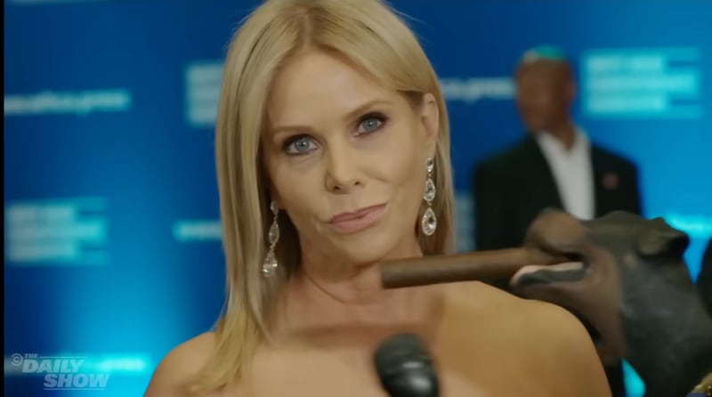 Cheryl Hines with Triumph the Insult Comic Dog