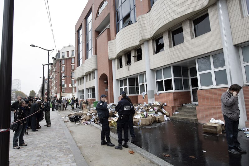 articles/2011/11/02/sarkozy-and-far-right-benefit-from-french-weekly-charlie-hebdo-firebombing/newspaper-bombing-france-charlie-hebdo-cheat_qioeqm