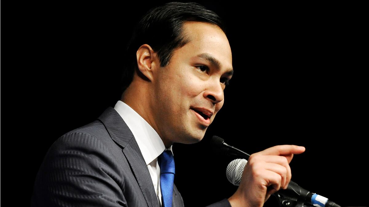 articles/2012/08/01/is-democratic-convention-keynote-speaker-julian-castro-the-next-obama/julian-castro-dnc-speaker_dax7ca