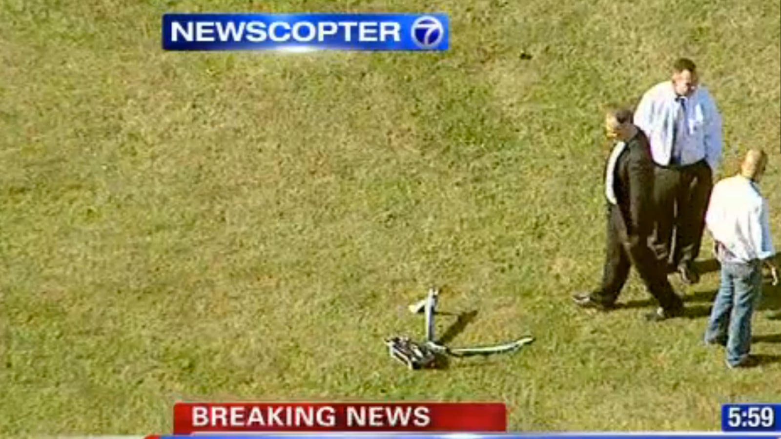 cheats/2013/09/05/remote-control-helicopter-kills-teen/130905-helicopter-cheat_iahslx