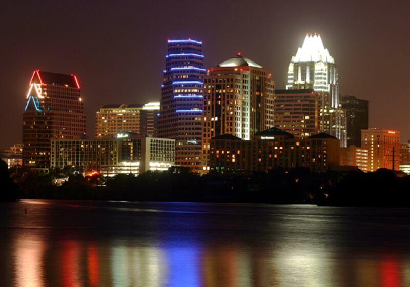 galleries/2011/07/18/longest-living-cities/love-cities---austin_w29slr