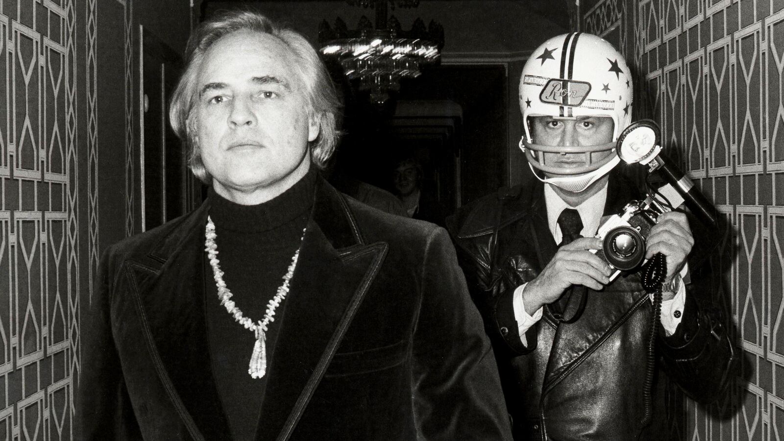 Ron-Galella-tease_dcwxns