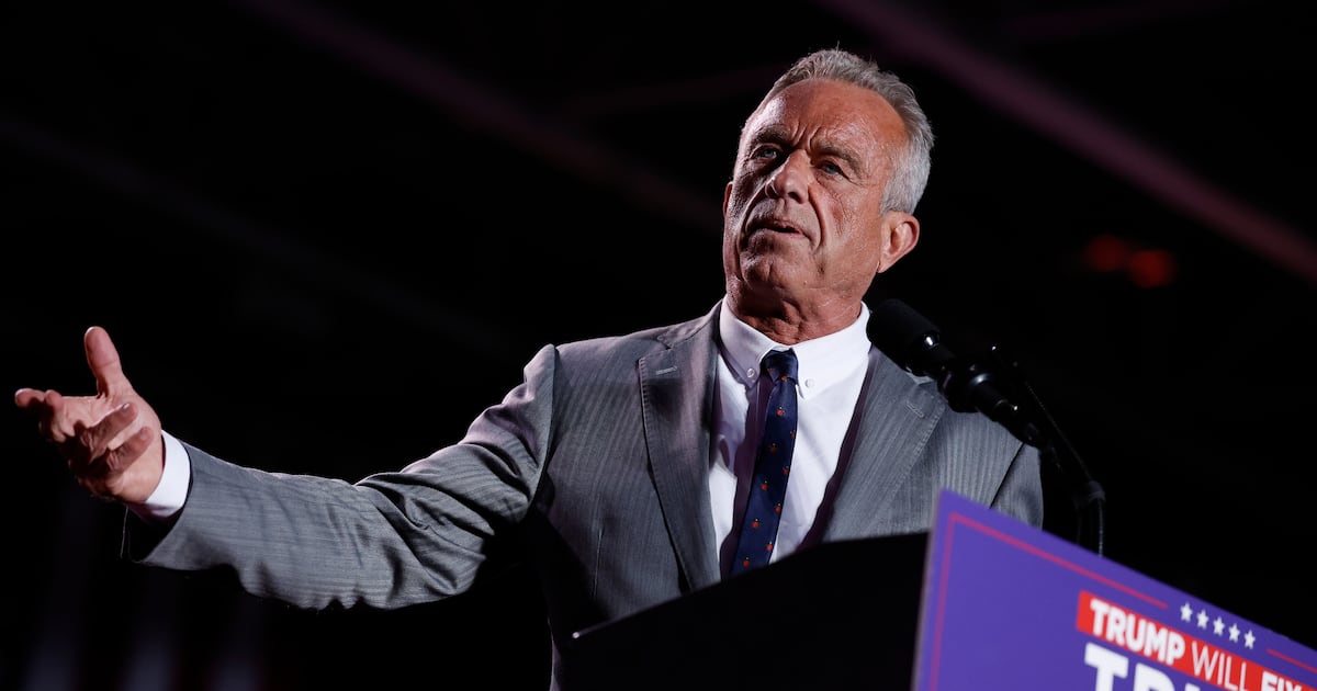 RFK Jr. Pleads With Rogan to Keep Backing Trump