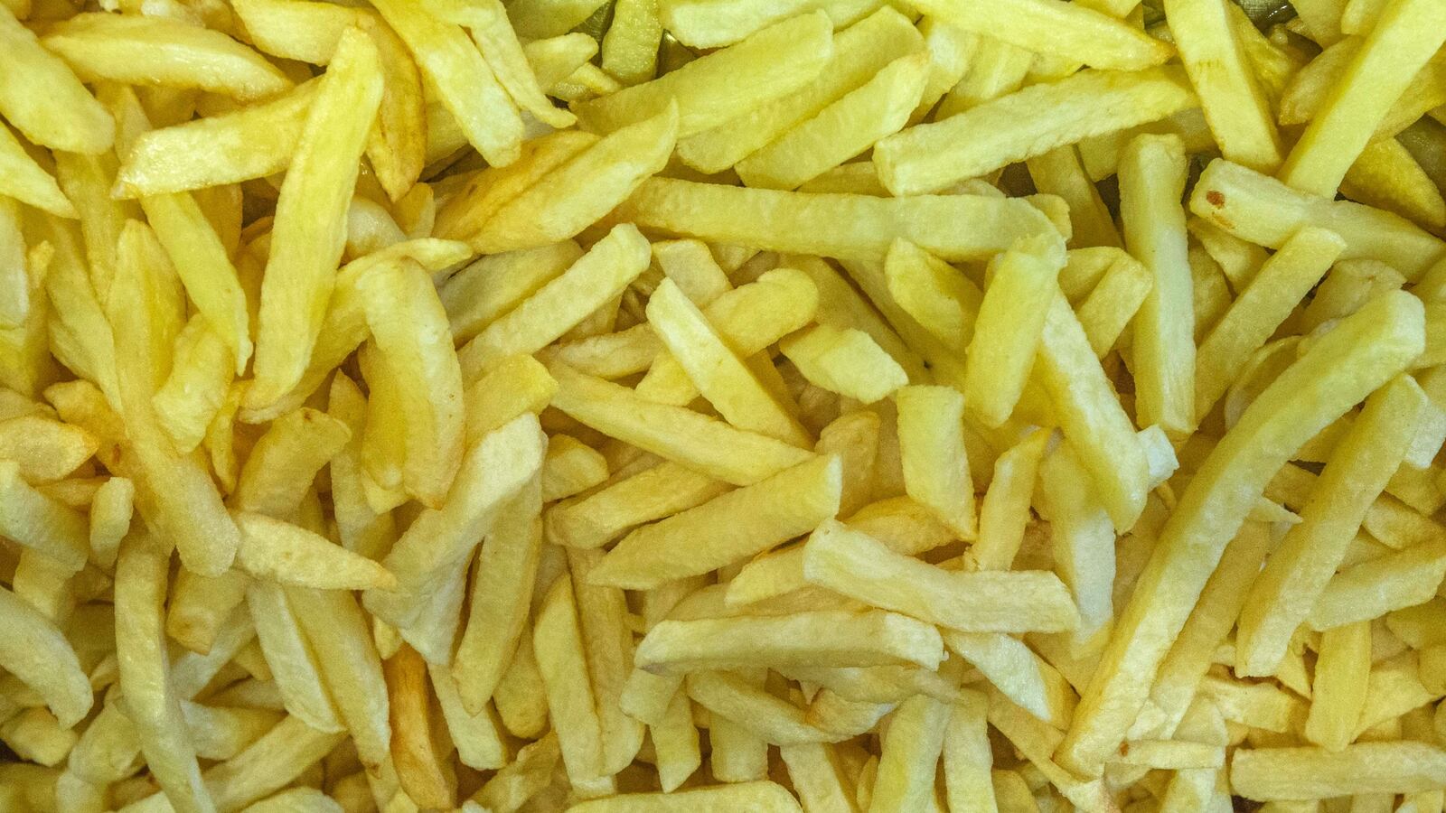 cheats/2015/06/20/texas-lifts-ban-on-fried-school-food/150619-fries-texas-cheat_jigken