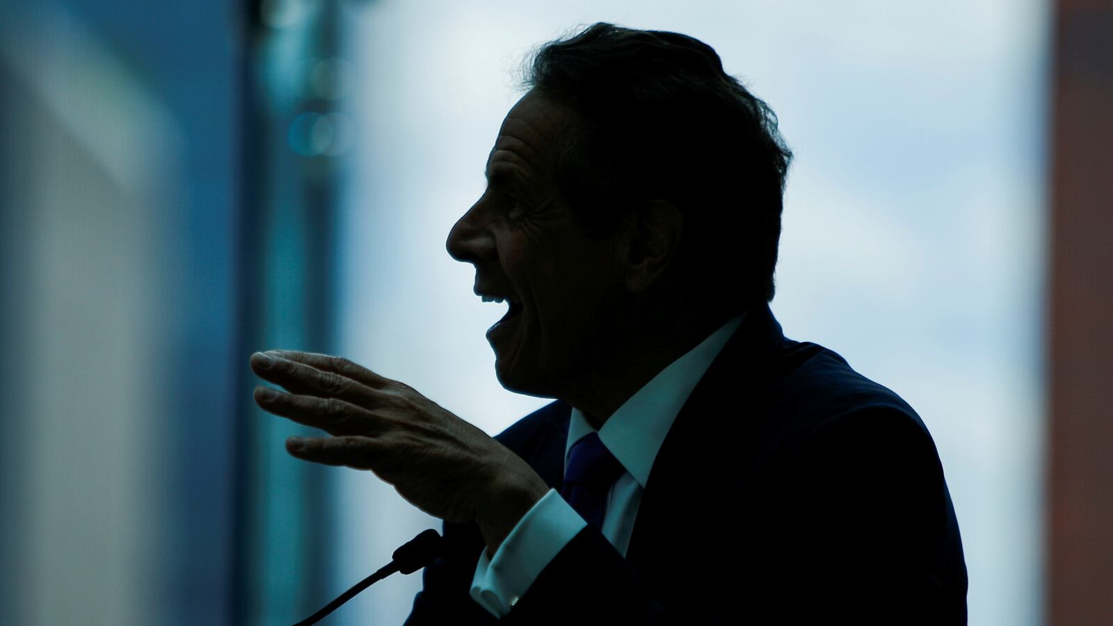 2021-08-04T155222Z_795343224_RC2FYO9CM1FD_RTRMADP_3_NEW-YORK-CUOMO_inxyde