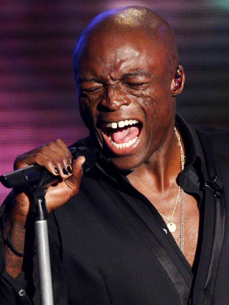 galleries/2011/12/01/kate-middleton-and-other-stars-with-scars-photos/stars-scars-seal_dcmlhr