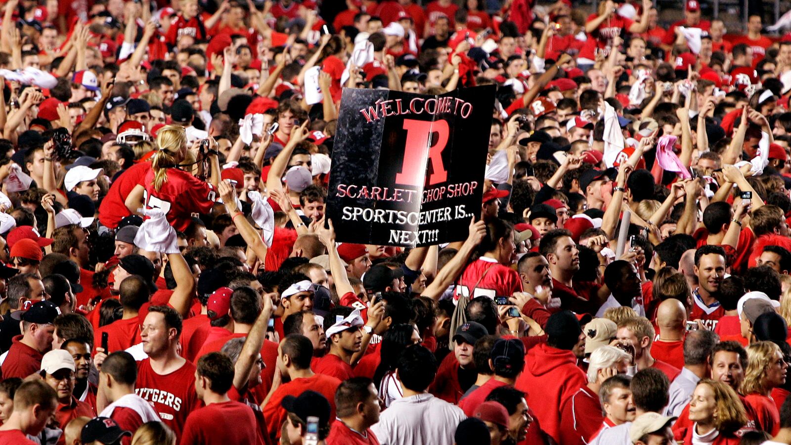 cheats/2015/09/03/rutgers-players-booked-for-home-invasion/150903-rutgers-cheat_n3wd3q