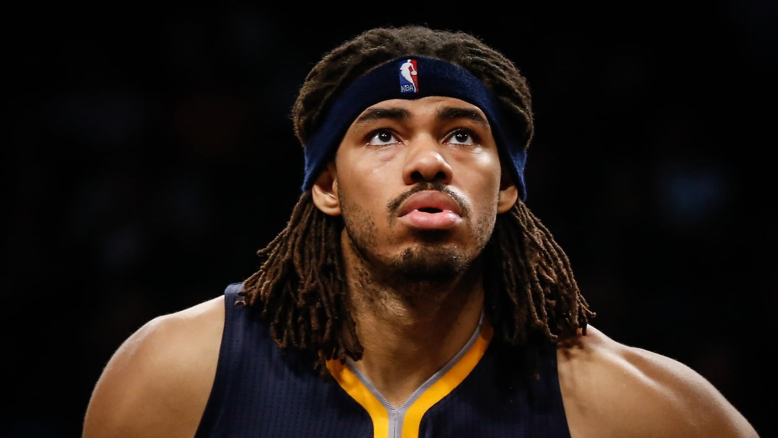 articles/2015/04/09/how-the-nba-solved-its-stabbing-problem/150408-silverman-nba-tease_jyowkg