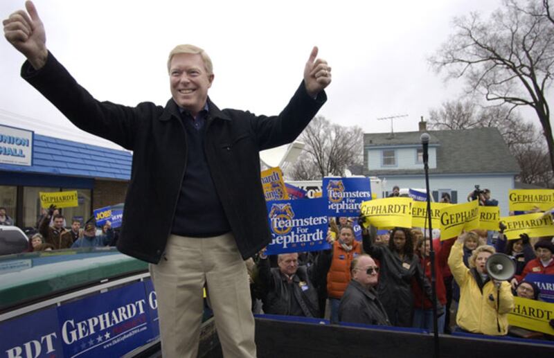 galleries/2010/01/20/was-it-the-truck/truck-campaigning---gephardt_p0nt4i