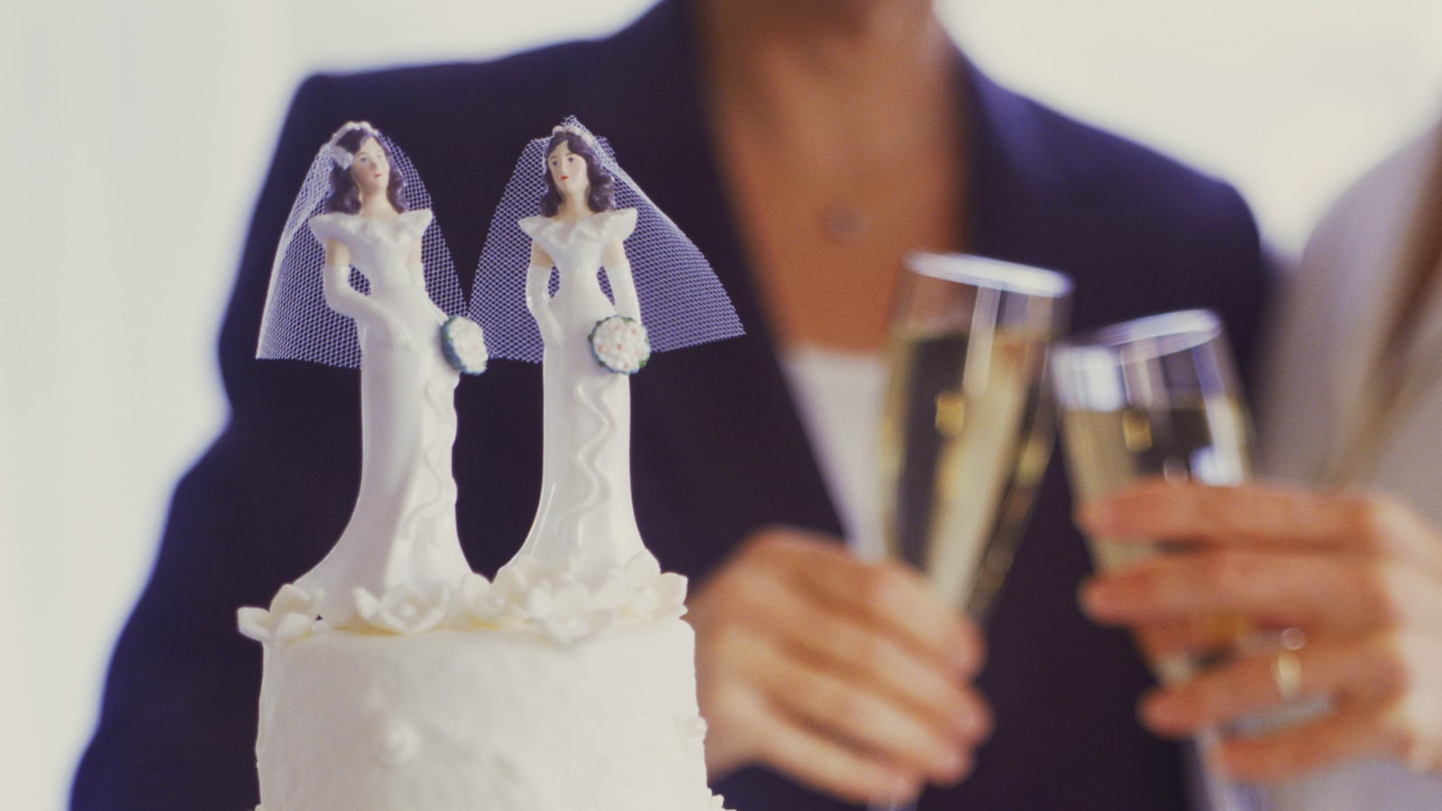 articles/2014/09/05/dc-s-lesbian-power-wedding/140903-clift-lesbian-wedding-tease_uexuer