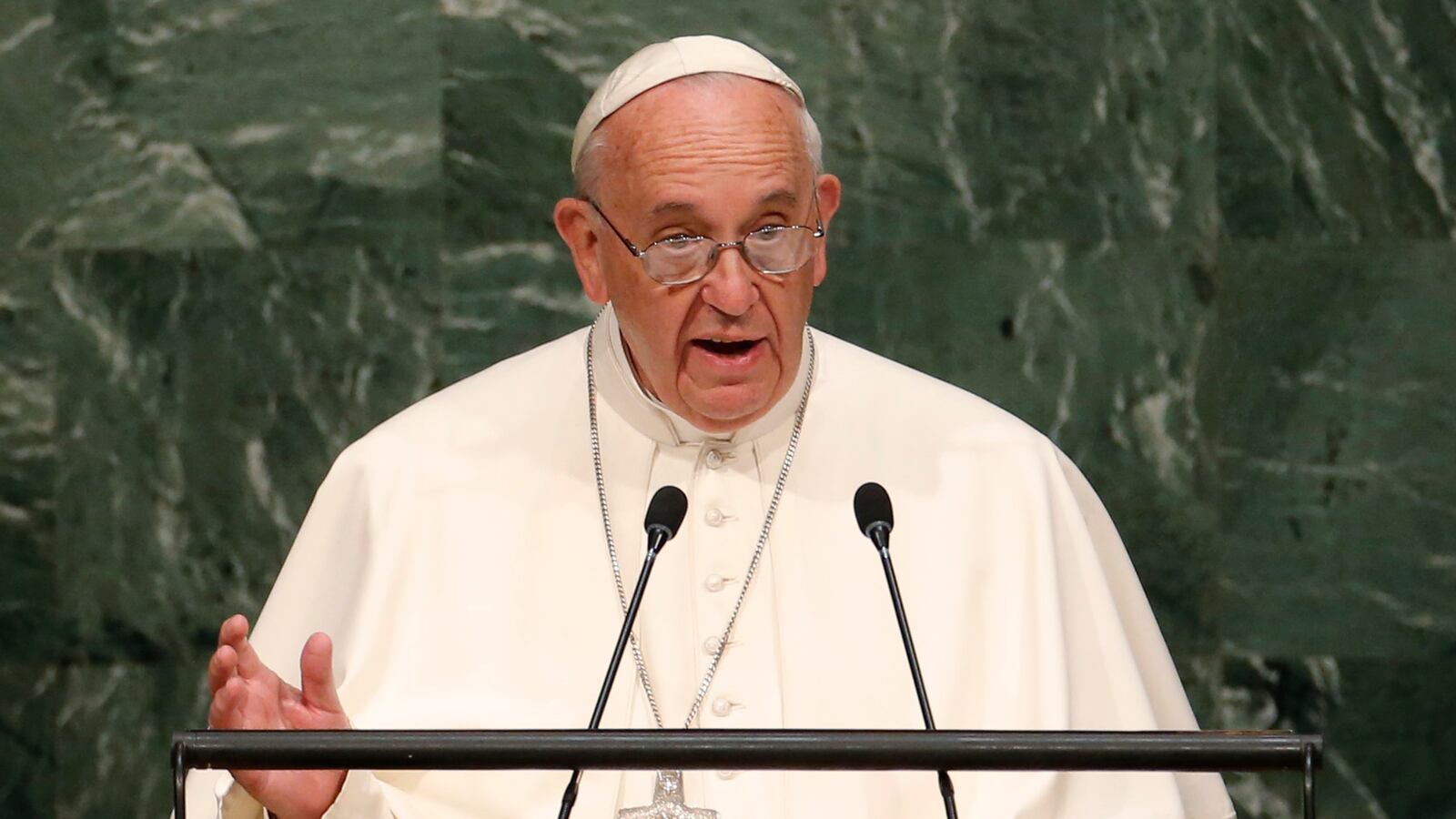 cheats/2015/09/25/pope-to-visit-un-9-11-memorial/150925-pope-cheat_hf2s8d