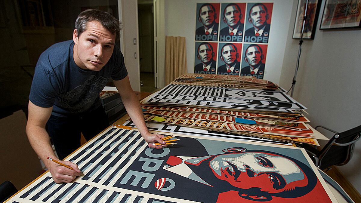 cheats/2011/11/21/shepard-fairey-takes-on-ows/shepard-fairey-asks-obama-support-ows_jzdnxy