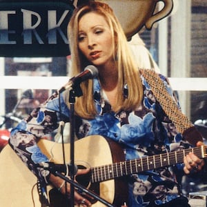 FRIENDS -- "The One After the Superbowl: Part 1" Episode 12 -- Air Date 01/28/1996 -- Pictured: Lisa Kudrow as Phoebe Buffay