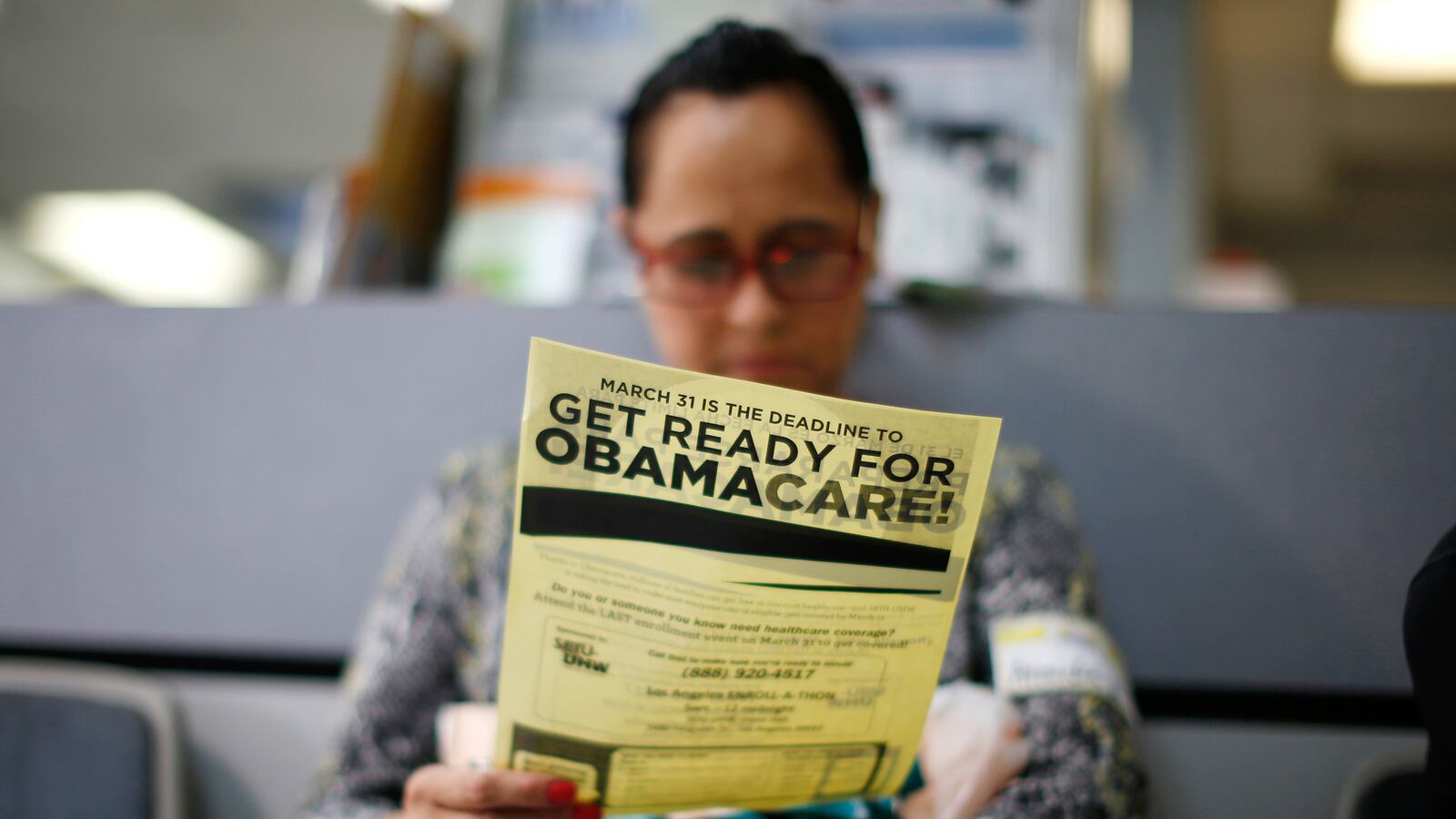 articles/2014/04/02/after-four-years-and-millions-of-sign-ups-obamacare-is-still-unpopular/140401-anderson-enrollment-tease_sjie8v
