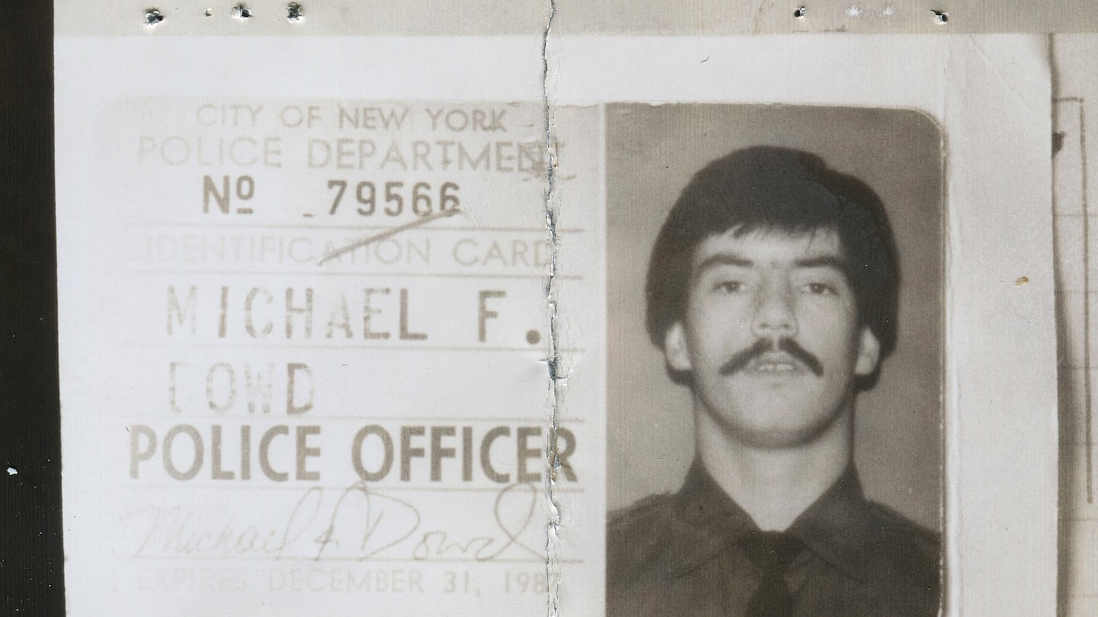 articles/2015/05/06/meet-the-nypd-s-most-corrupt-cop/150506-marlow-sevenfive-tease_ny1gy5