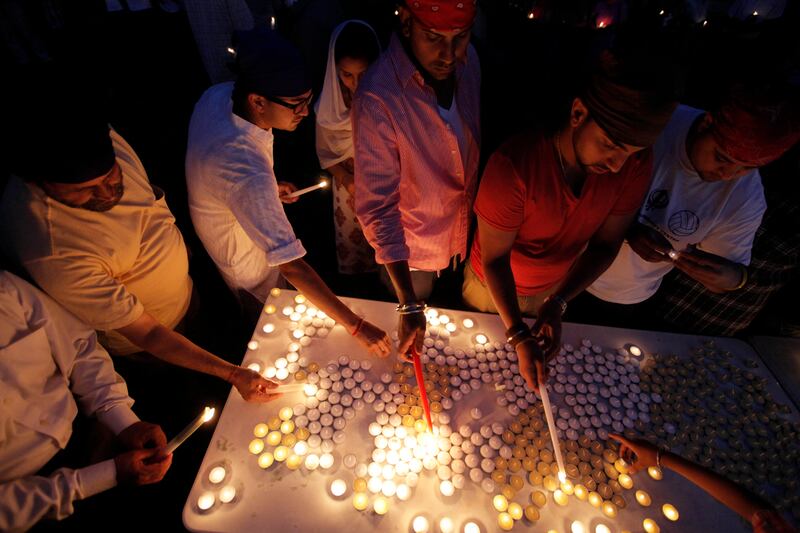 articles/2012/08/08/my-life-as-a-sikh-in-america-responds-to-the-wisconsin-massacre/sikh-writer-shooting-in-milwaukee-tease_nffddq
