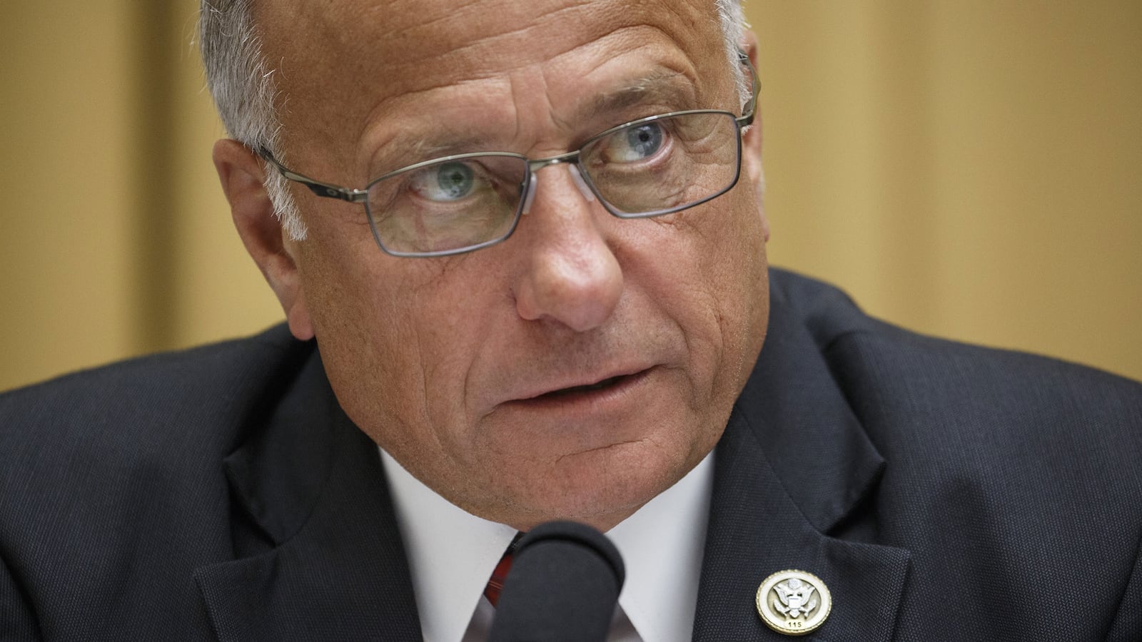 181030-steve-king-having-moment-hero_xnqofr