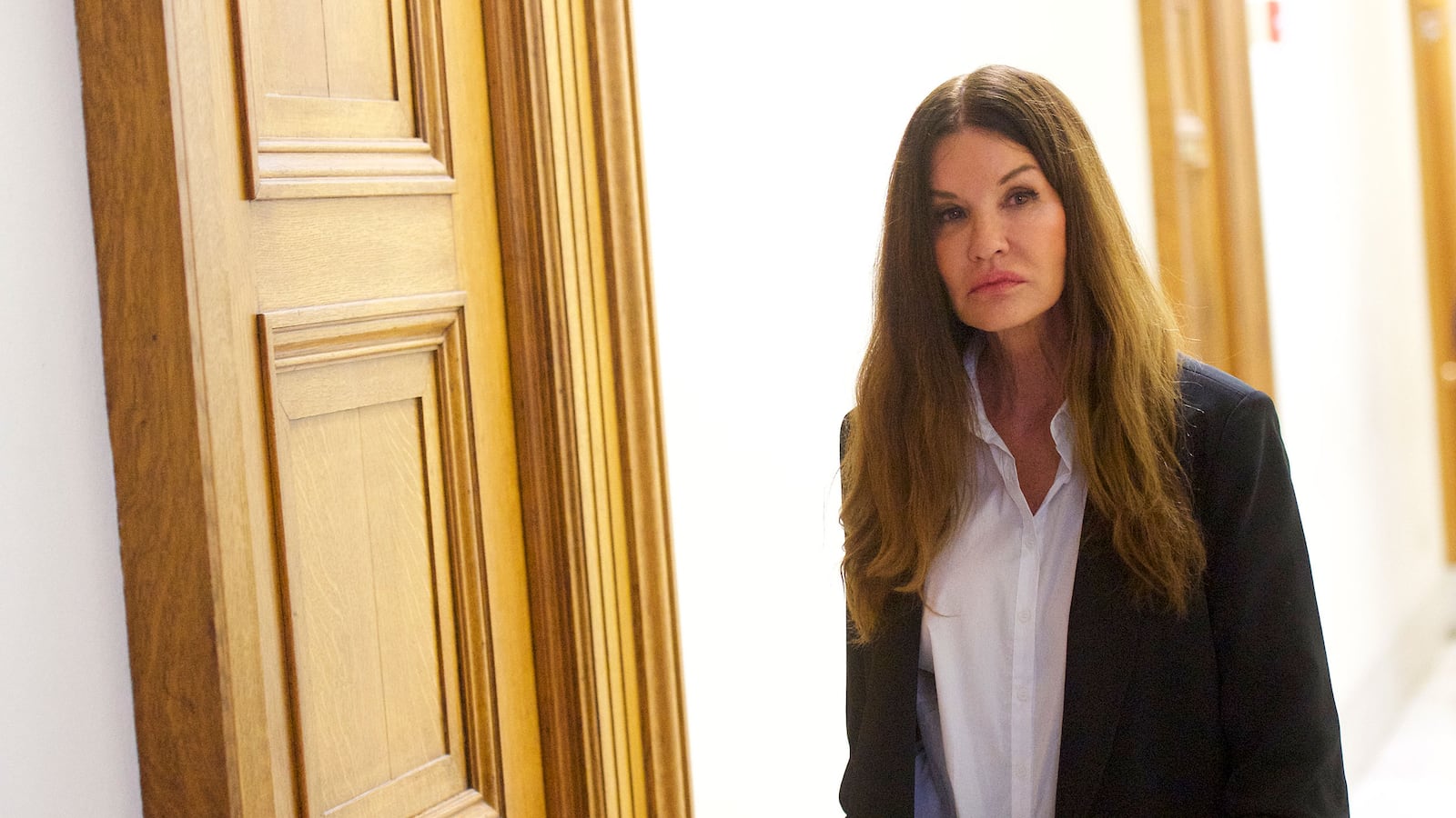 180412-egan-janice-dickinson-hero_d4nm1l