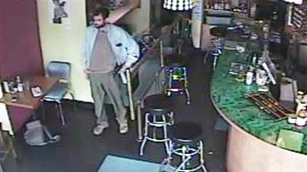 cheats/2012/05/30/seattle-shooting-suspect-on-loose/seattle-shooter-tease_hadyos
