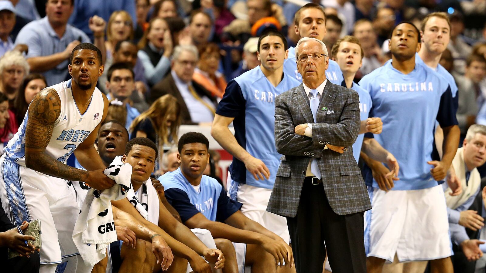 cheats/2014/10/22/unc-pushed-bogus-classes-pumped-grades/141022-unc-chapel-hill-cheat_xgkh5k