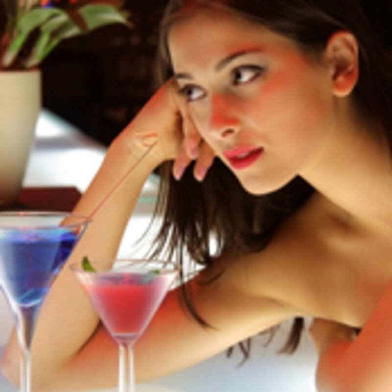 articles/2010/01/05/the-end-of-single-women/skurnick-single-girl_73230_ypgvwa