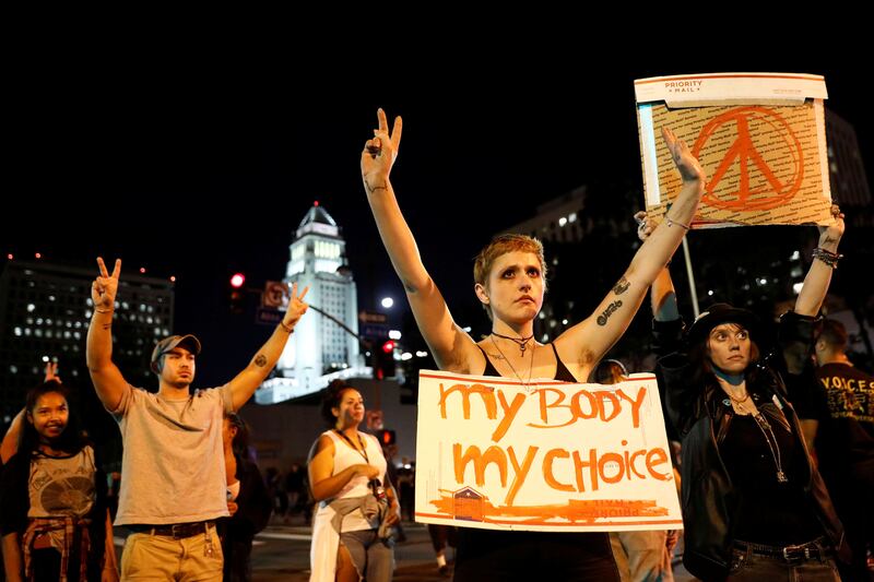 galleries/2016/11/09/2016-election-protests/161110-protest-gallery-05_sd2iwi