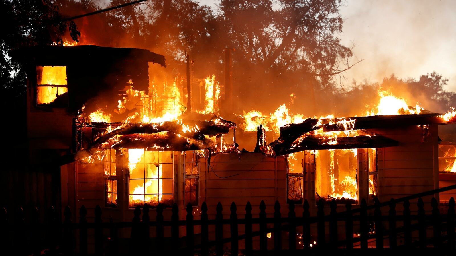 cheats/2016/08/16/ca-man-charged-with-arson-for-clayton-fire/160816-clayton-fire-arson-cheat_sd5yxz