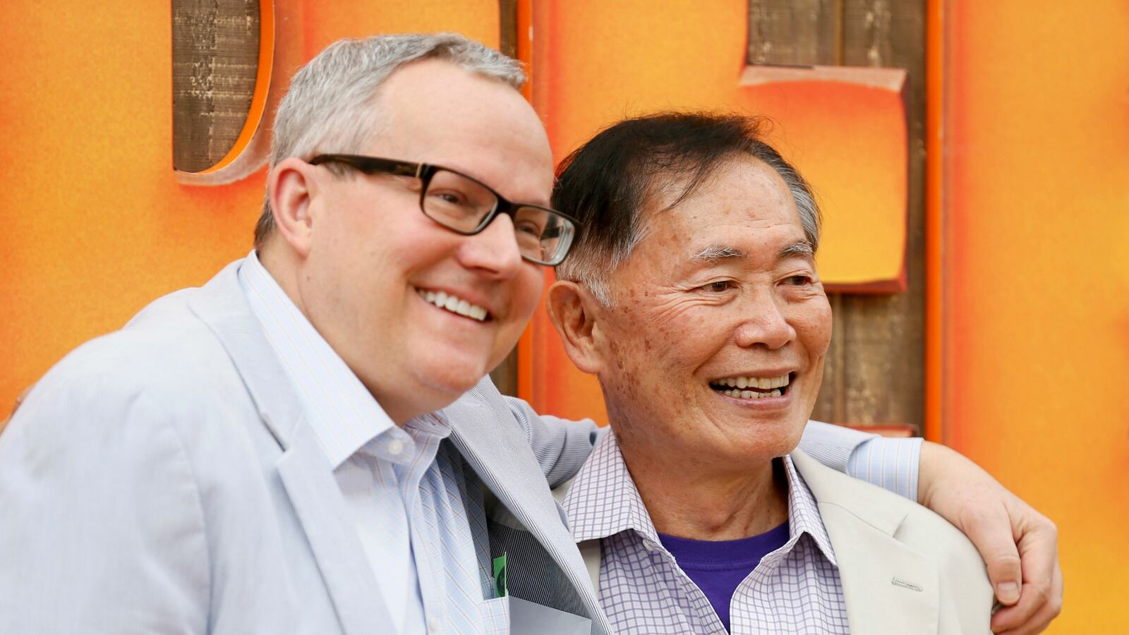 cheats/2015/07/04/george-takei-sorry-for-blackface-taunt/150704-takei-cheat_uvq15z