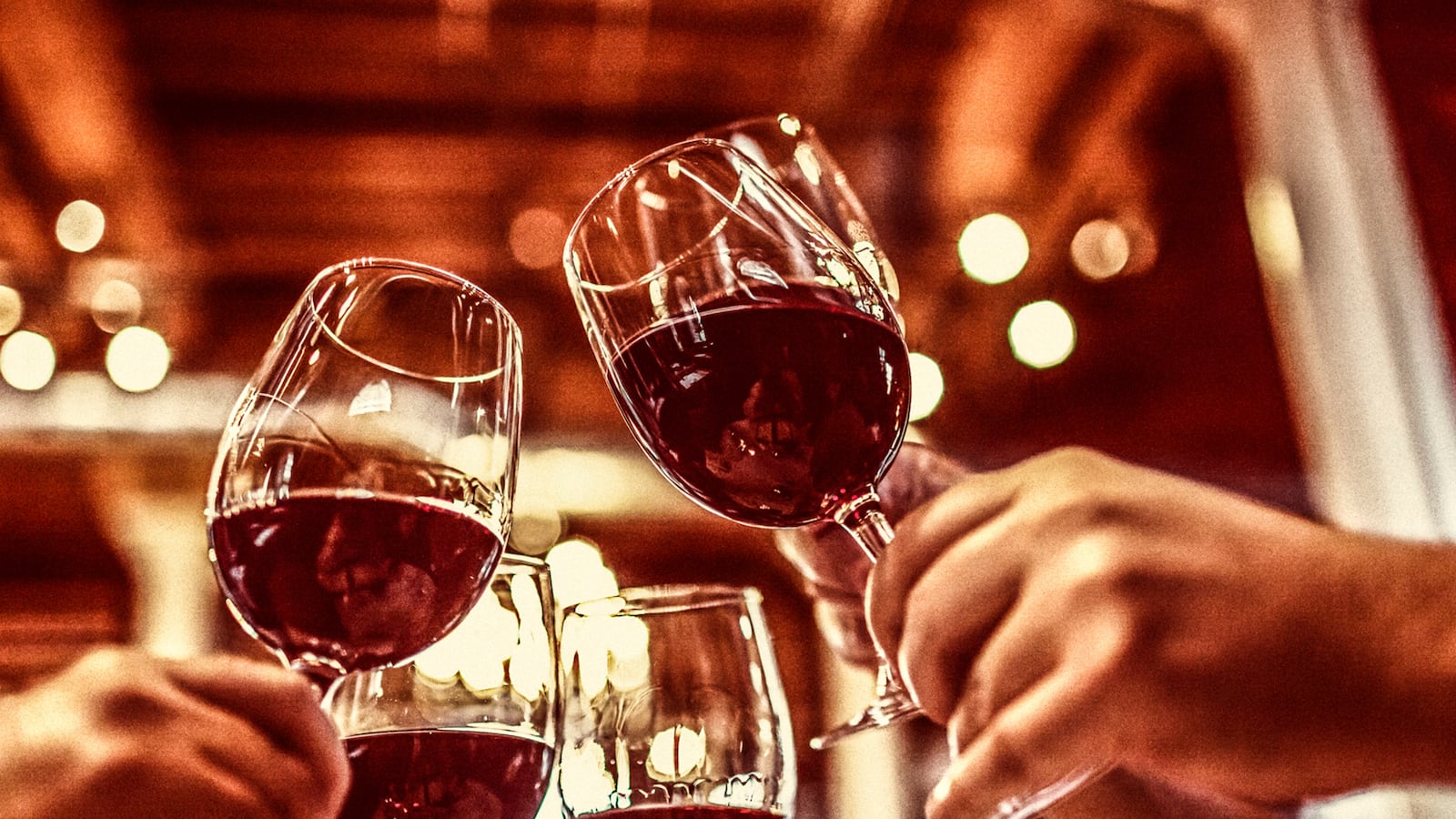 articles/2015/06/03/sex-north-korea-and-red-wine-the-night-new-york-drank-smarter/150603-crocker-academics-tease_sgrzii