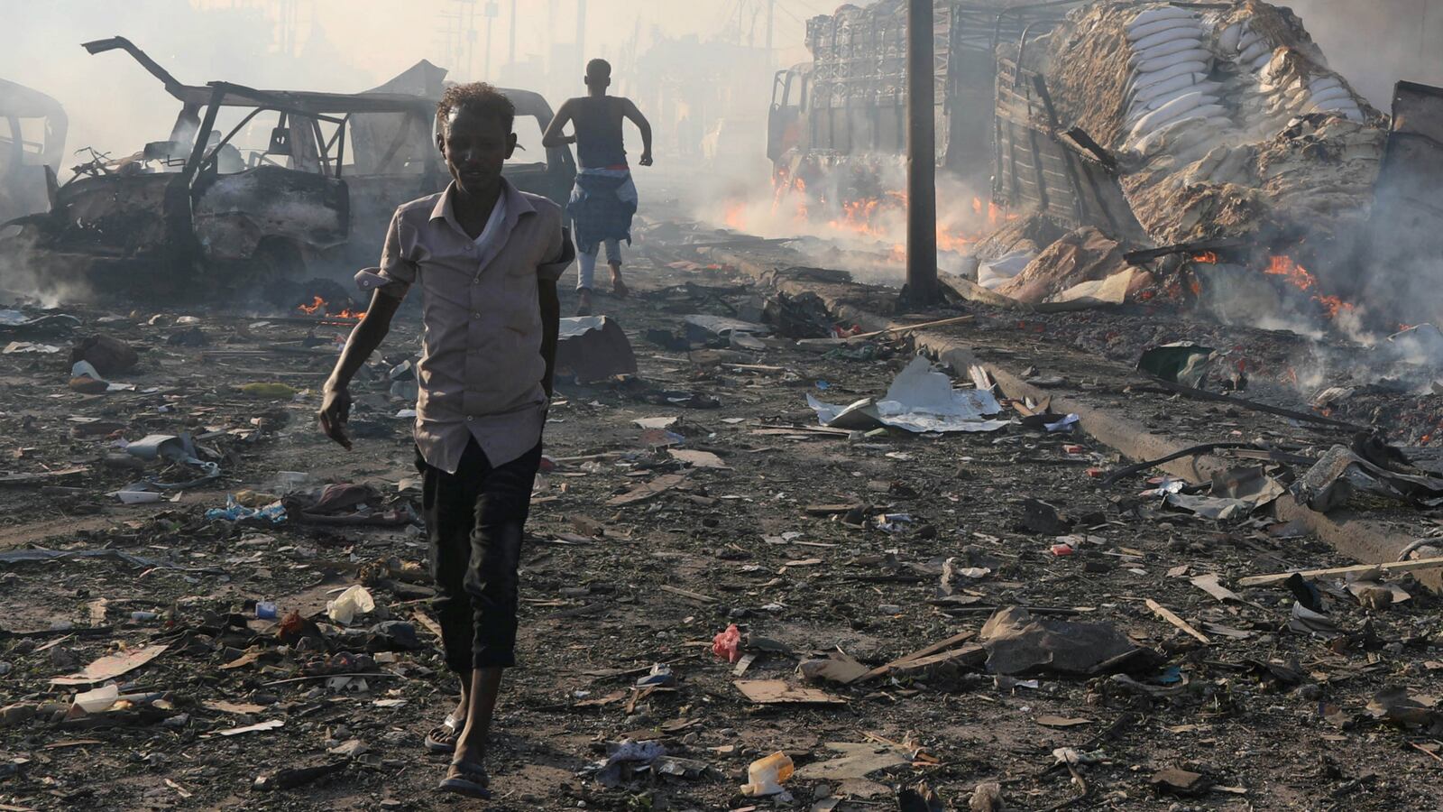 somalia-refugees-warzone_zqhcxx