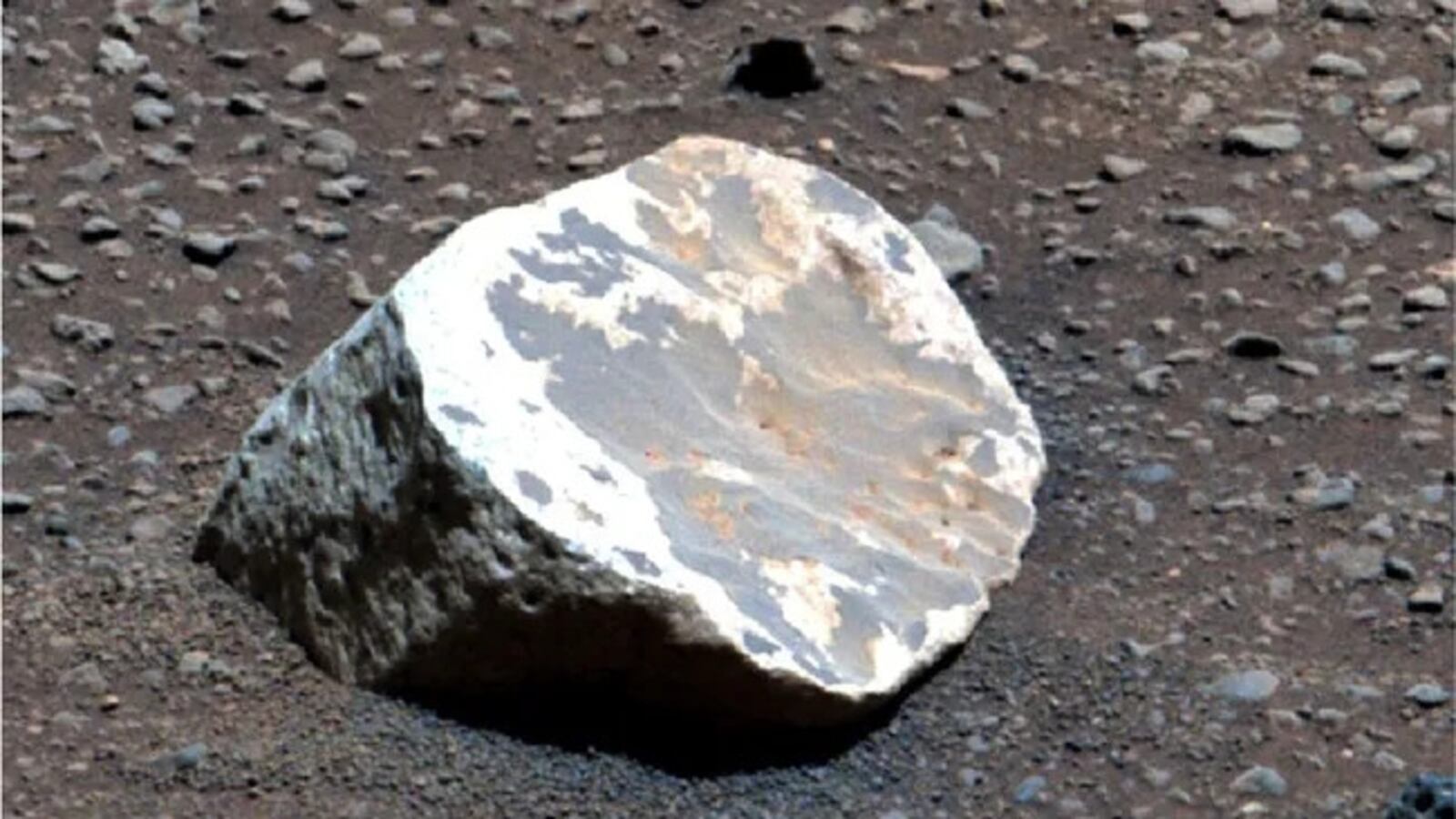 Purdue University research carried out into scattered kaolinite rocks on Mars’ surface