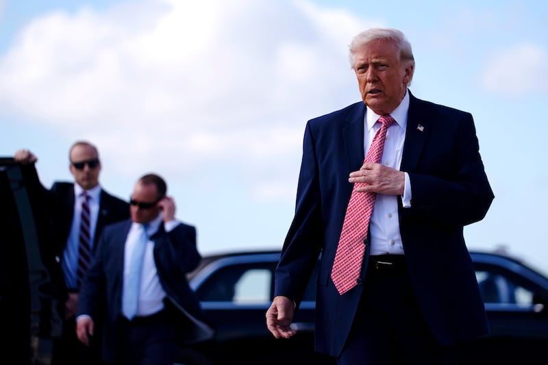 Even with Trump's low favorability rating, Democrats are still struggling to hold a convincing lead in the polls. Photo by Nathan Howard/Getty Images.