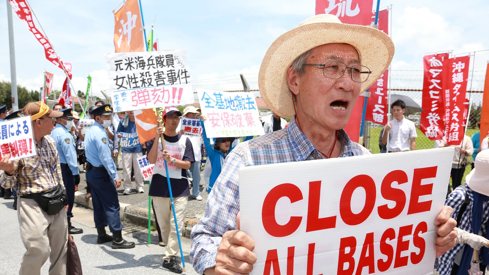 articles/2016/06/08/the-suitcase-murder-tearing-the-u-s-and-japan-apart/160608-adelstein-suitcase-murder-tease_lyywnu